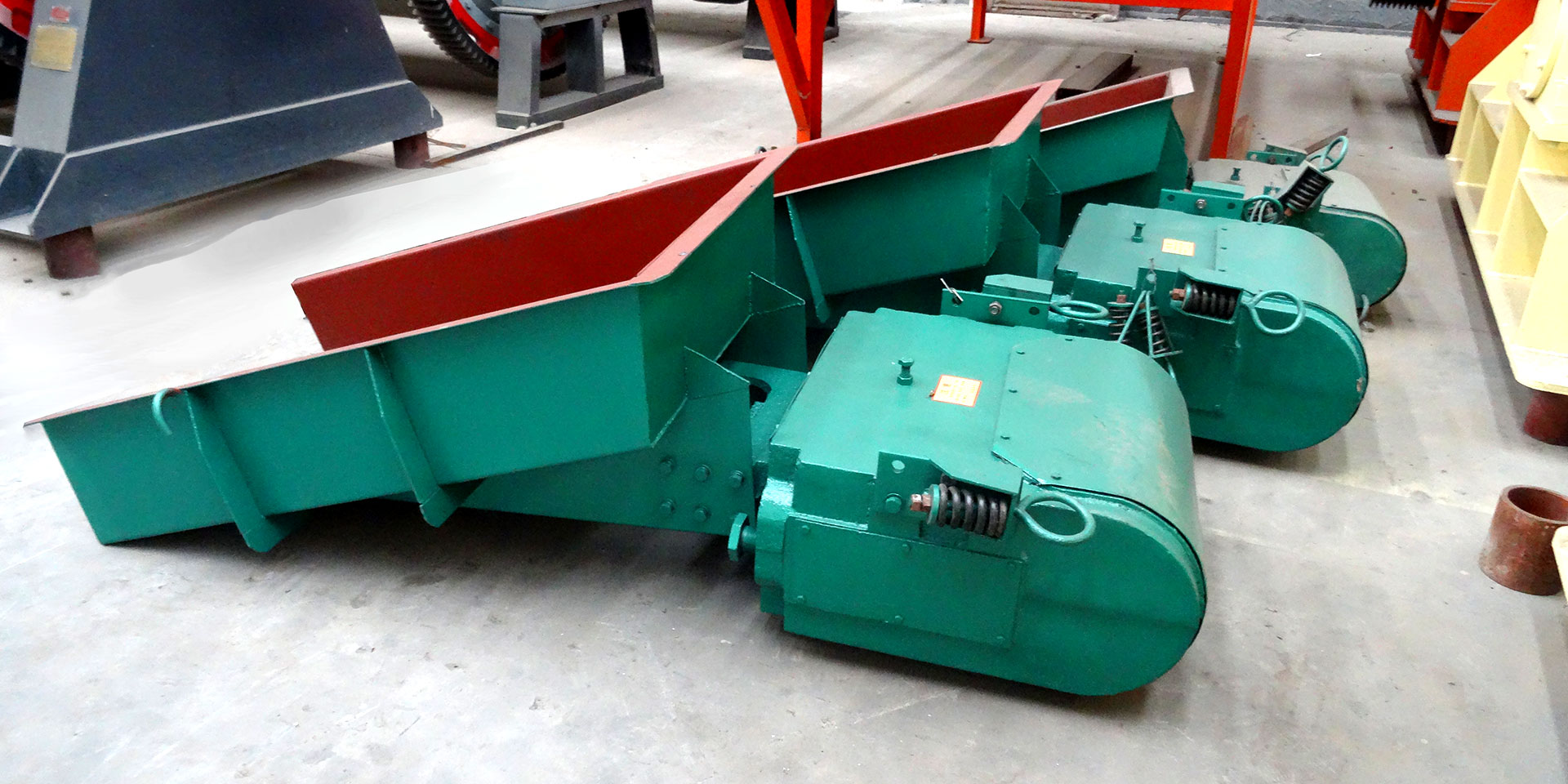 Electric-Magnetic Vibrating Feeder